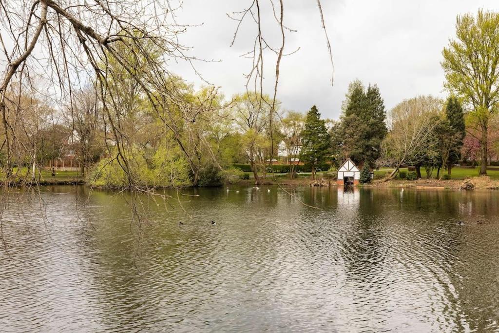 Villa Midwood *